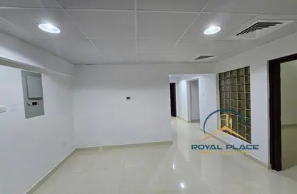 Office Space - Studio - 2 Bathrooms for rent in World Trade Center - Dubai