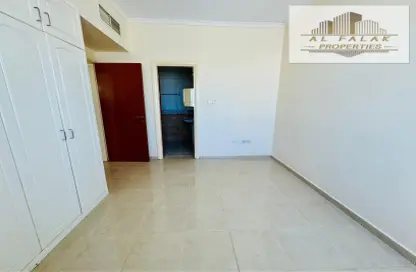 Apartment - 3 Bedrooms - 3 Bathrooms for rent in New Al Taawun Road - Al Taawun - Sharjah