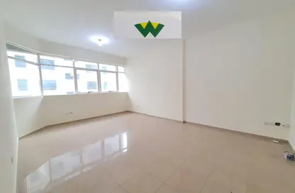 Apartment - 3 Bedrooms - 3 Bathrooms for rent in Shabiya - Mussafah - Abu Dhabi