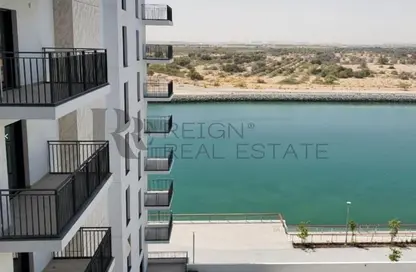 Apartment - Studio - 1 Bathroom for rent in Waters Edge - Yas Island - Abu Dhabi