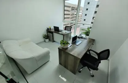 Business Centre - Studio - 1 Bathroom for rent in Aspin Tower - Sheikh Zayed Road - Dubai