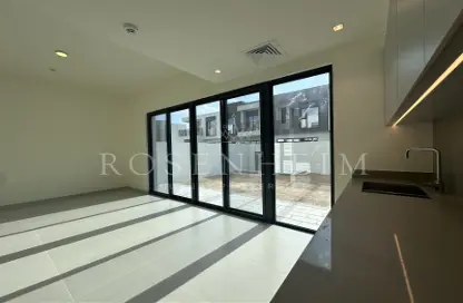 Villa - 3 Bedrooms - 4 Bathrooms for rent in Greenviews 2 - EMAAR South - Dubai South (Dubai World Central) - Dubai