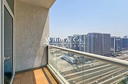 Apartment - Studio - 1 Bathroom for sale in Burj Al Nujoom - Downtown Dubai - Dubai