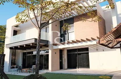 Villa - 4 Bedrooms - 7 Bathrooms for sale in West Yas - Yas Island - Abu Dhabi