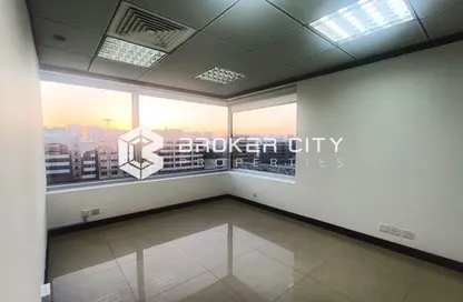 Office Space - Studio - 1 Bathroom for rent in Khalifa City - Abu Dhabi