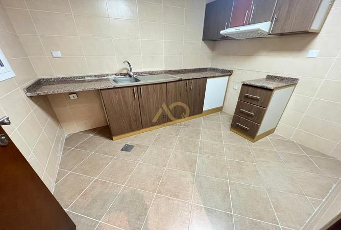 Apartment - 1 Bedroom - 1 Bathroom for rent in Al Nahda Complex - Al Nahda - Sharjah