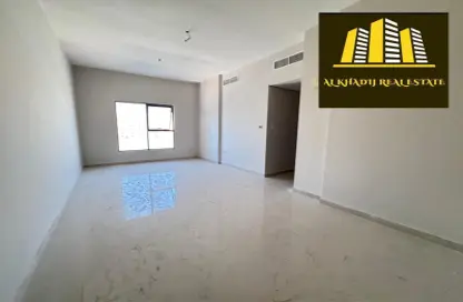 Apartment - 2 Bedrooms - 2 Bathrooms for rent in Al Jurf 2 - Al Jurf - Ajman Downtown - Ajman