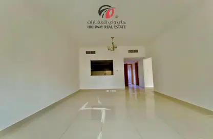 Apartment - 2 Bedrooms - 3 Bathrooms for rent in R01 - Al Warsan 4 - Al Warsan - Dubai