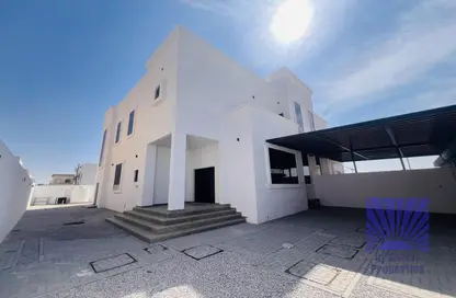 Villa - 4 Bedrooms - 6 Bathrooms for rent in Hoshi - Al Badie - Sharjah