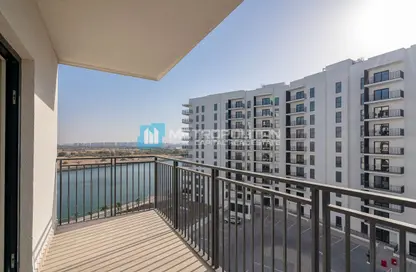 Apartment - 1 Bathroom for sale in Waters Edge - Yas Island - Abu Dhabi