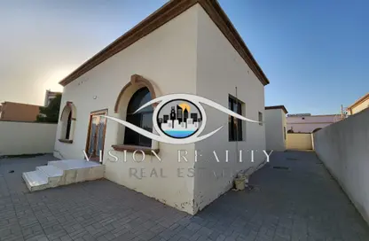 Villa - 3 Bedrooms - 5 Bathrooms for rent in Al Dhait South - Al Dhait - Ras Al Khaimah