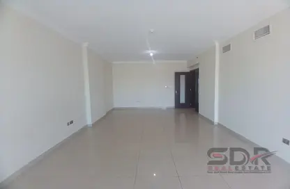 Apartment - 3 Bedrooms - 4 Bathrooms for rent in Al Neem Residence - Rawdhat Abu Dhabi - Abu Dhabi