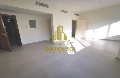 Apartment - 3 Bedrooms - 3 Bathrooms for rent in Khalidiya Street - Al Khalidiya - Abu Dhabi