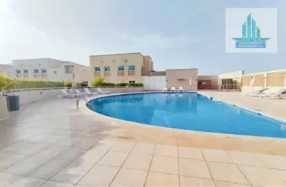 Apartment - 2 Bedrooms - 3 Bathrooms for rent in Al Dana Tower - Danet Abu Dhabi - Abu Dhabi