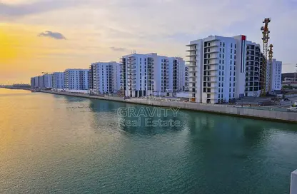 Apartment - 1 Bedroom - 2 Bathrooms for rent in Waters Edge - Yas Island - Abu Dhabi