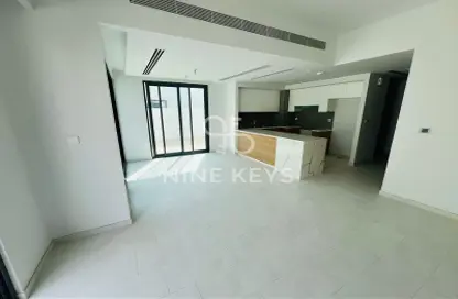 Townhouse - 4 Bedrooms - 5 Bathrooms for rent in La Rosa 6 - Villanova - Dubai Land - Dubai