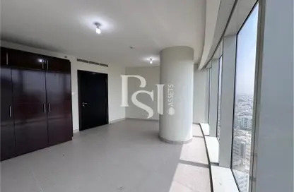 Apartment - 2 Bedrooms - 3 Bathrooms for rent in Shining Towers - Al Khalidiya - Abu Dhabi