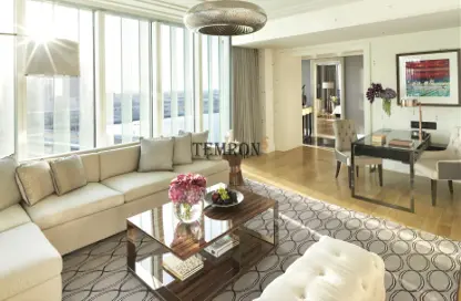 Apartment - 3 Bedrooms - 4 Bathrooms for sale in Four Seasons Private Residences - Al Maryah Island - Abu Dhabi