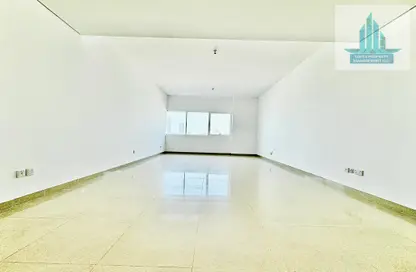 Apartment - 3 Bedrooms - 4 Bathrooms for rent in Khalidiya Towers - Al Khalidiya - Abu Dhabi