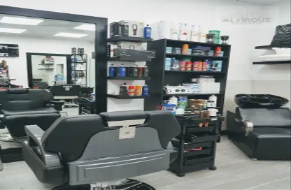 Retail - Studio - 1 Bathroom for rent in France Cluster - International City - Dubai