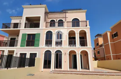 Villa - 5 Bedrooms - 6 Bathrooms for rent in Sur La Mer - La Mer - Jumeirah - Dubai