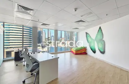 Office Space - Studio - 1 Bathroom for rent in Business Tower - Business Bay - Dubai