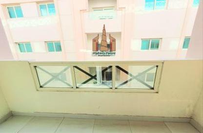 Apartment - 3 Bedrooms - 3 Bathrooms for rent in Muwaileh Commercial - Sharjah