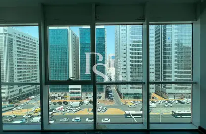 Office Space - Studio - 1 Bathroom for rent in Global Tower - Electra Street - Abu Dhabi