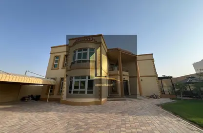 Villa - 5 Bedrooms - 4 Bathrooms for sale in Al Hooshi Villas - Hoshi - Al Badie - Sharjah