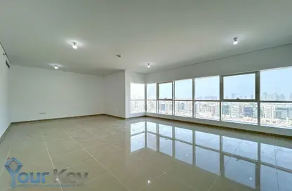 Apartment - 3 Bedrooms - 4 Bathrooms for rent in Bloom Central Residential - Bloom Central - Al Tibbiya - Abu Dhabi