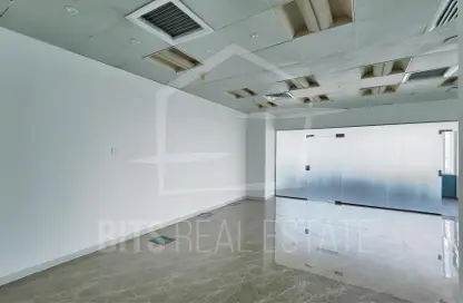 Office Space - Studio - 1 Bathroom for rent in Capital Golden Tower - Business Bay - Dubai