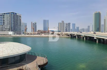 Apartment - 4 Bedrooms - 6 Bathrooms for rent in Water Front Tower A - Waterfront Residential Towers - Tourist Club Area - Abu Dhabi