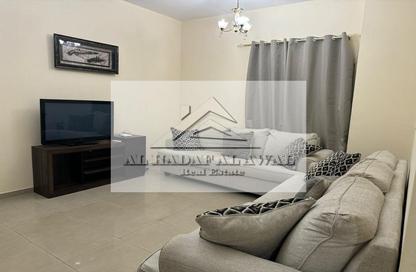 Apartment - 2 Bedrooms - 2 Bathrooms for rent in Al Khan Corniche - Al Khan - Sharjah