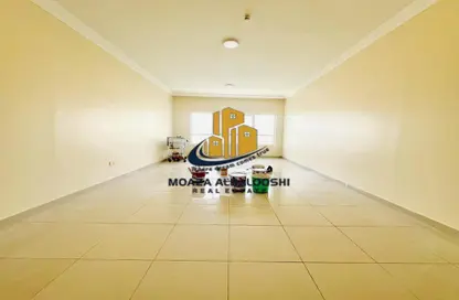 Apartment - 3 Bedrooms - 3 Bathrooms for rent in Al Mamzar - Sharjah - Sharjah