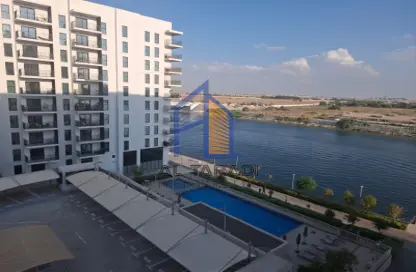 Apartment - 1 Bathroom for rent in Waters Edge - Yas Island - Abu Dhabi