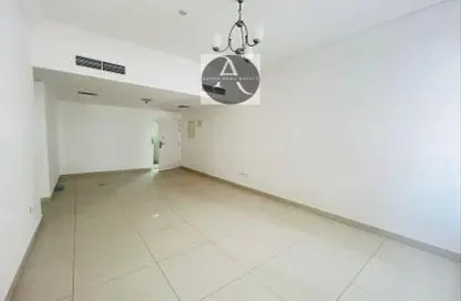 Apartment - 2 Bedrooms - 2 Bathrooms for rent in Al Khan Corniche - Al Khan - Sharjah