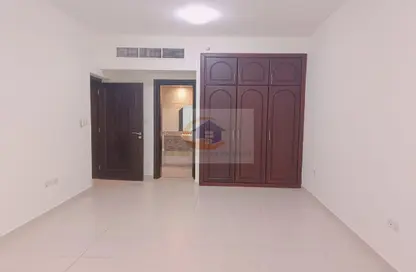 Apartment - 3 Bedrooms - 4 Bathrooms for rent in Danet Abu Dhabi - Abu Dhabi