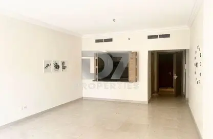 Apartment - 1 Bedroom - 2 Bathrooms for sale in Qamar 2 - Madinat Badr - Al Muhaisnah - Dubai