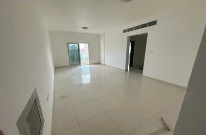 Apartment - 2 Bedrooms - 3 Bathrooms for rent in Al Rashidiya 2 - Al Rashidiya - Ajman