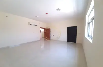 Apartment - 2 Bedrooms - 3 Bathrooms for rent in Al Kewaitat - Central District - Al Ain