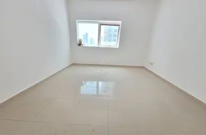 Apartment - 1 Bedroom - 1 Bathroom for rent in Al Khan - Sharjah