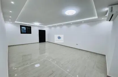 Apartment - 3 Bedrooms - 3 Bathrooms for rent in Shakhbout City - Abu Dhabi