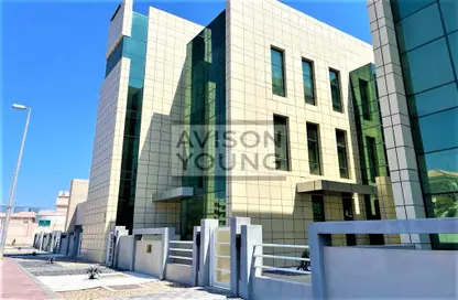 Apartment - 2 Bedrooms - 3 Bathrooms for rent in Al Nahyan Camp - Abu Dhabi