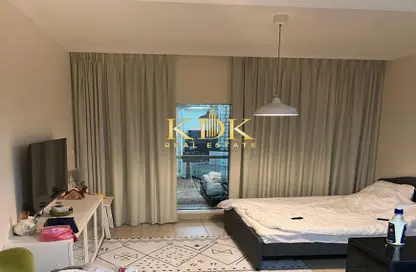 Apartment - 1 Bathroom for rent in Burj Al Nujoom - Downtown Dubai - Dubai