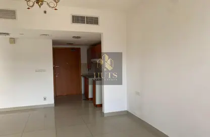 Apartment - 1 Bathroom for rent in Lakeside Tower B - Lakeside Residence - Dubai Production City (IMPZ) - Dubai