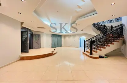 Villa - 5 Bedrooms - 5 Bathrooms for rent in Street 7B - Al Barsha 2 - Al Barsha - Dubai