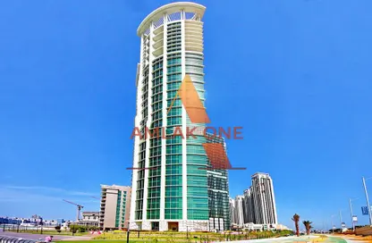 Apartment - 3 Bedrooms - 4 Bathrooms for rent in RAK Tower - Marina Square - Al Reem Island - Abu Dhabi