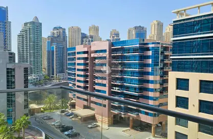 Apartment - 1 Bedroom - 2 Bathrooms for rent in The Waves Tower A - The Waves - Dubai Marina - Dubai