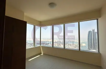 Apartment - 4 Bedrooms - 2 Bathrooms for rent in Nation Towers - Corniche Road - Abu Dhabi