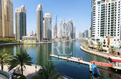 Apartment - 1 Bedroom - 2 Bathrooms for rent in Marina View Tower B - Marina View - Dubai Marina - Dubai